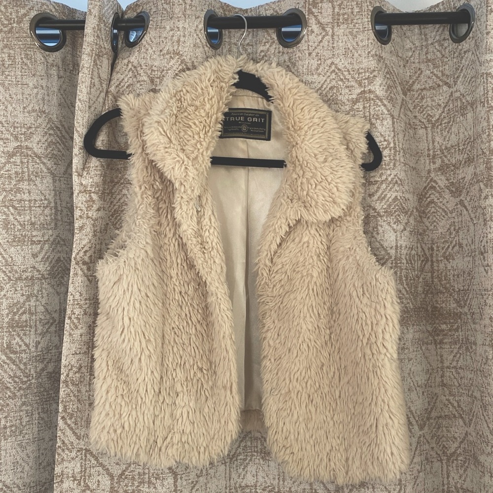 Creamy white sherpa fur vest